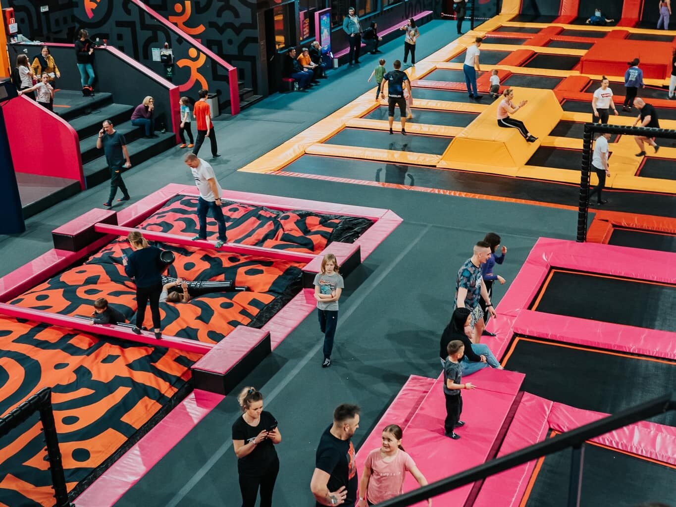 Hangar 646 батуты