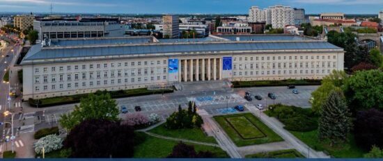 Управление Нижнесилезского воеводства во Вроцлаве