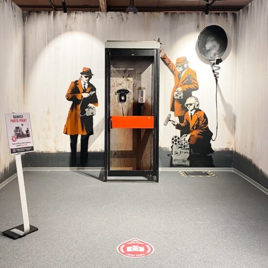 Выставка работ Бэнкси в Варшаве