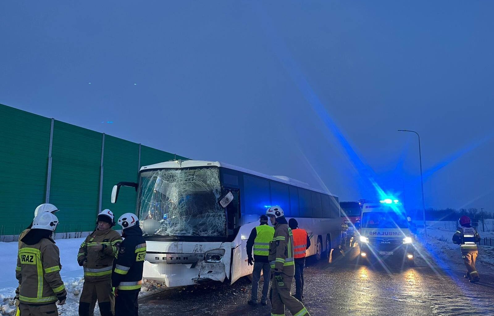 автобусы попали в ДТП, Польши