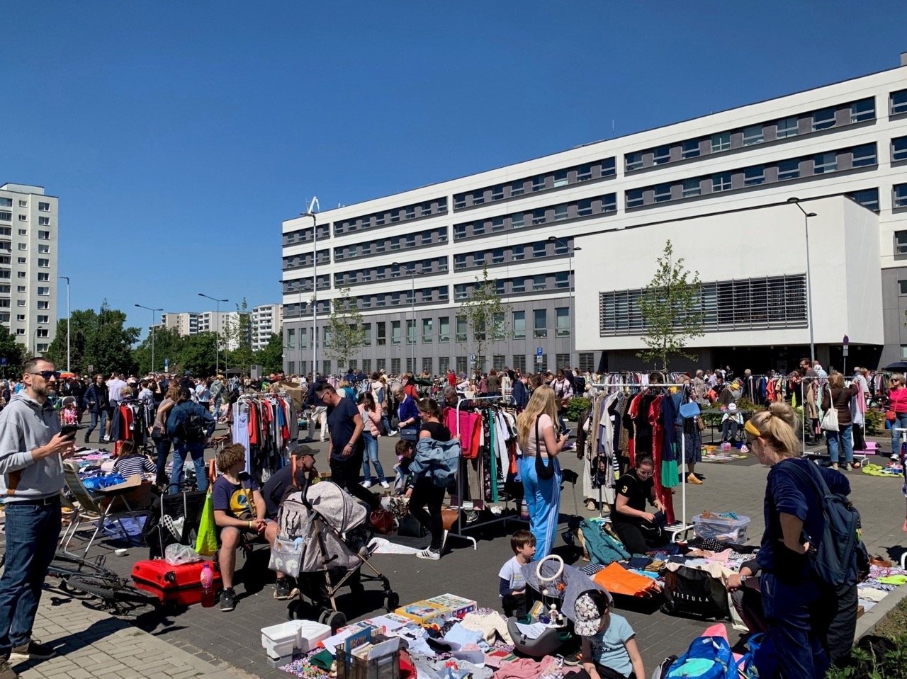 Гаражная распродажа в Урсынове