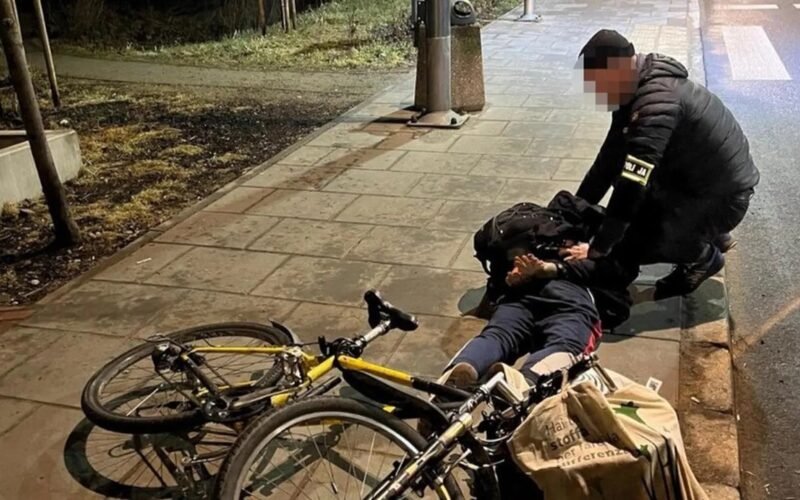 Задержание серийного взломщика автомобилей в Варшаве