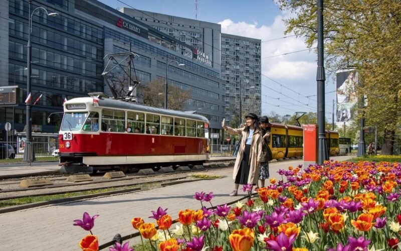 Ретро-трамвай в Варшаве