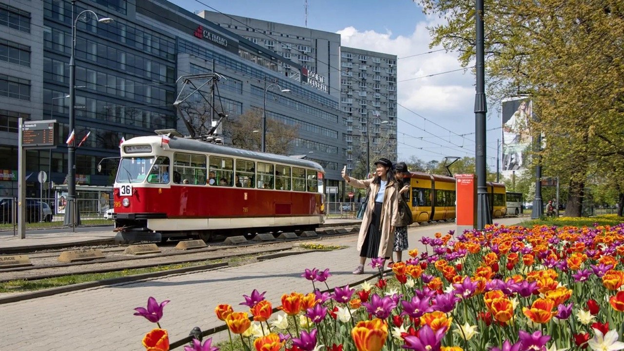 Ретро-трамвай в Варшаве